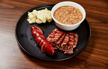 Tony DeMaria's Bar-B-Que餐厅图片