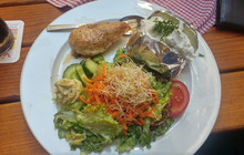 Zum Goldenen Adler餐厅图片