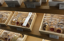 Yogashihoesuto Kojochokubaiten餐厅图片