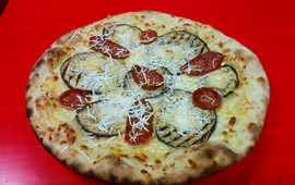 80 Fame Pizzeria D'asporto Con Posti a Sedere