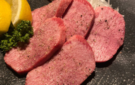 七輪焼肉 楽しいら