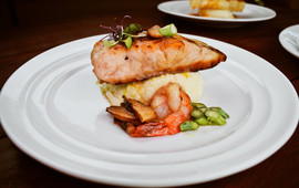 Manny's Wood Grill