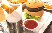 Bourbon Street Grill and Bar餐厅图片