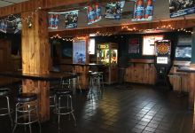 Castaway's Waterfront Bar & Grill美食图片