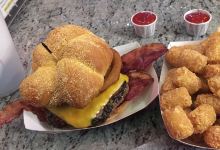 Big Earls Greasy Eats美食图片
