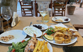 Madrakia Tavern Snack-Cafe