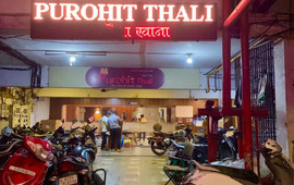 Hotel Purohit (Guajrati thali)