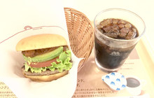 Mos Burger Suwako Yacht Harbor餐厅图片