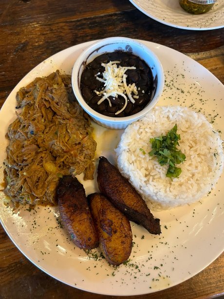 Tinker Latin Restaurant & Food Truck