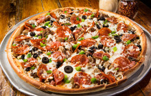 Spanky's Pizza Galley & Saloon餐厅图片