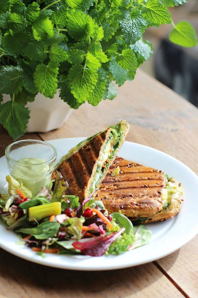 Hungry Heart Cafe
