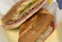 Bay 1 Ice Cream & Sandwich Shop美食图片