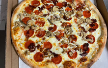Mak's Roast Beef & Pizza餐厅图片