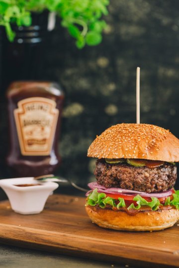FABRIKA Burger Bar