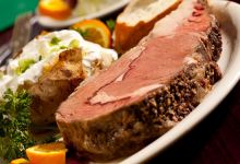Quincys Steak & Spirits美食图片