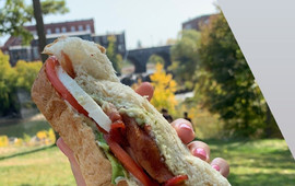 Noonie's Deli