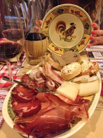 Bottiglieria Fratelli Bovini餐厅图片