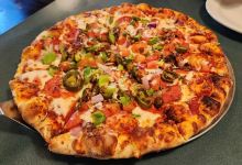 Three Fingered Jacks Saloon & Cafe美食图片