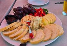 Ideal Bar & Grill美食图片