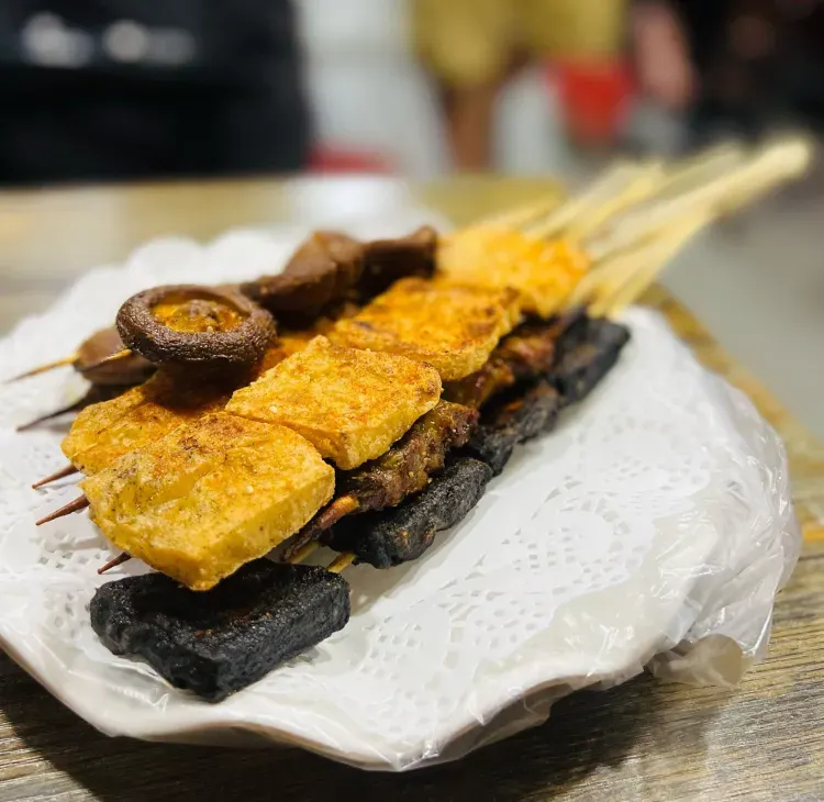 新疆兄弟们烤羊肉串(塔头店)