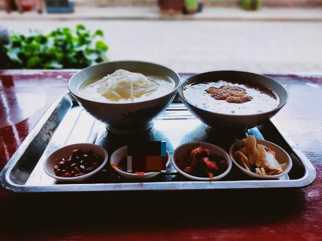 老王过江饵丝美食图片