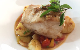 N THRÉE Restaurant