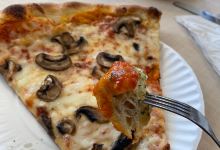 Gino's Pizza美食图片