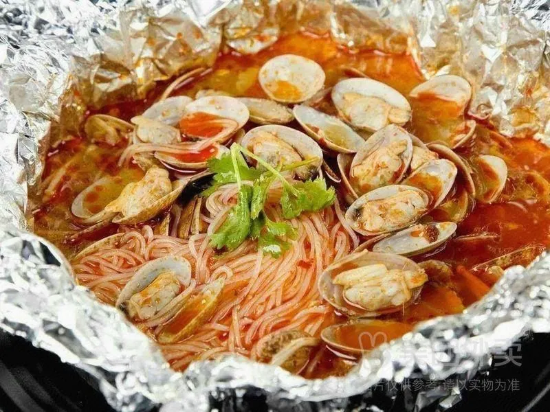 第一鲜秘制花甲·粉酸菜鱼米线(上亿广场店)美食图片