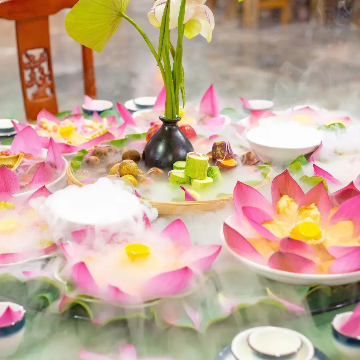 仙缘彝家菜·民族荷花宴美食图片
