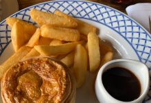 The Crown Hotel Dorset Restaurant美食图片
