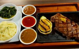 Street Grill & Friends