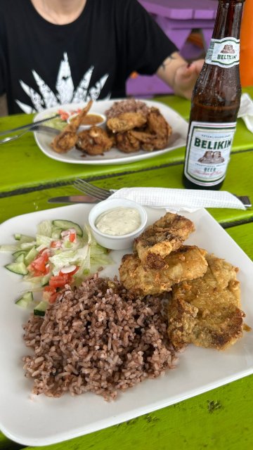 Maxim's Bar and Grill