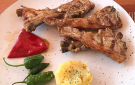 Las Bodegas de Ainsa Restaurante Gastro Bar