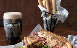 Flanagan's Irish Pub