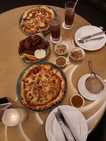 Treat Bar and Lounge餐厅图片