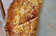 Angelos Pizza餐厅图片