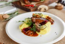 Paratov Club&Restaurant美食图片