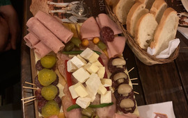 La Hacienda Cafe Delicatessen