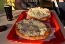 Langos es Palacsinta美食图片