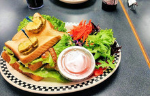 Hayes Barton Cafe and Dessertery餐厅图片
