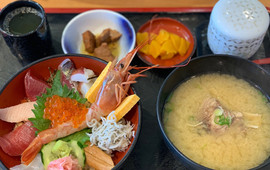 Minato No Eki Meitsu