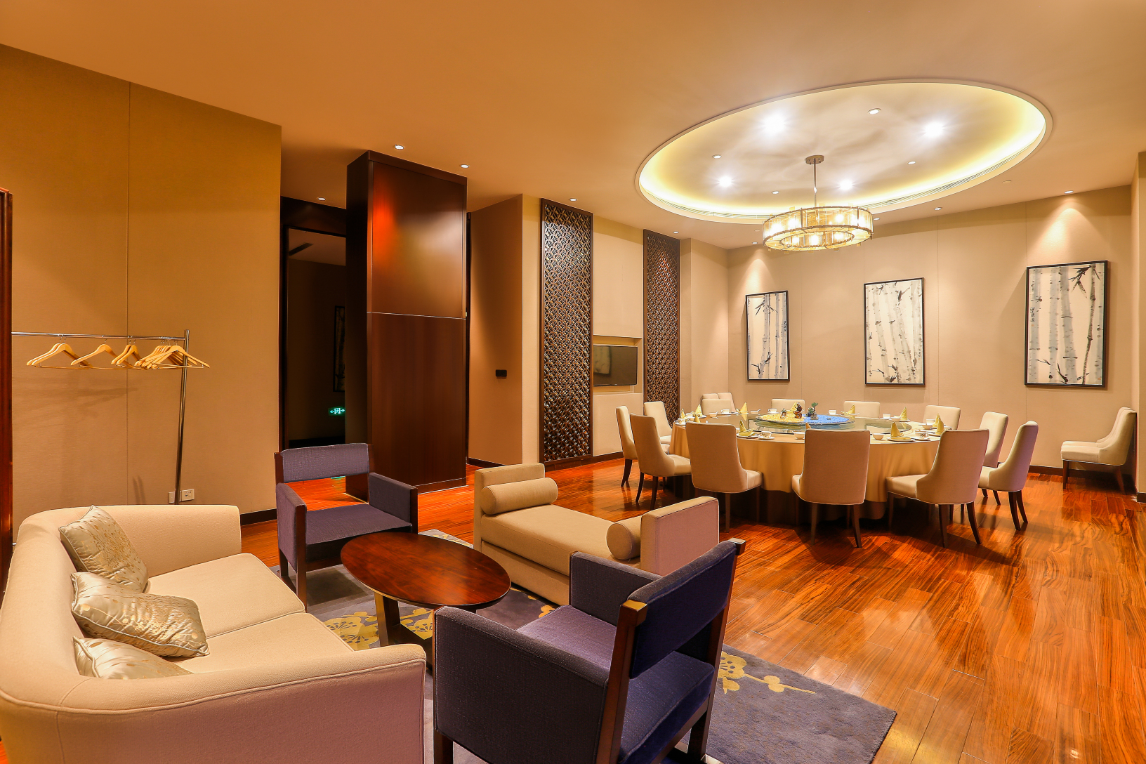 绿地铂瑞酒店·西餐厅(棋盘山店)