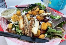 Silver Dollar Bar and Grill美食图片