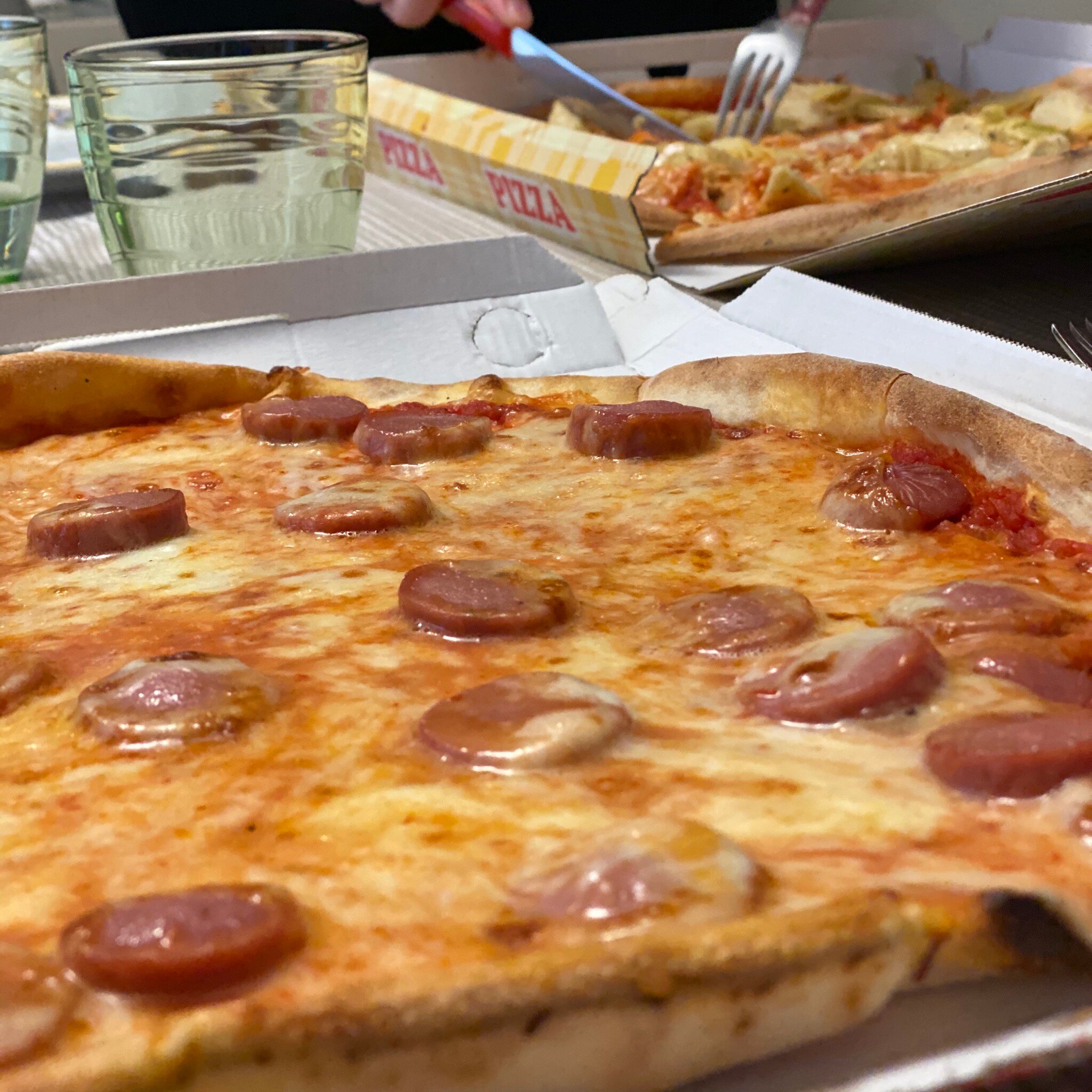 Pizza Connection