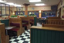 Johnny's Pizza House美食图片