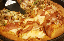 Pizza Hut Plaza San Juan餐厅图片
