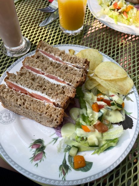 The Blitz Tea Room and Jazz Lounge