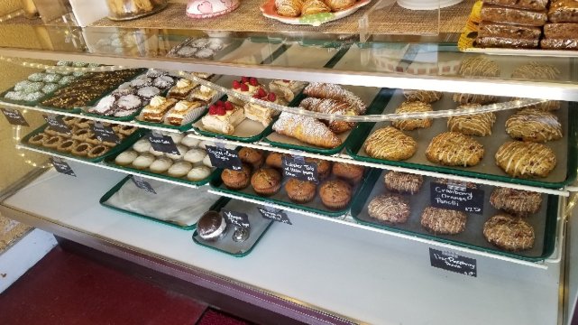 Botto's Bakery