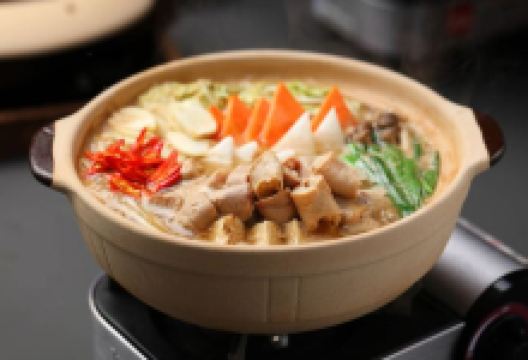 福冈美食图片-牛肠锅