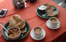 Ganga View Cafe & Restaurant餐厅图片